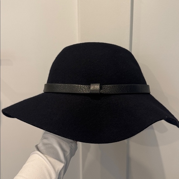 J Crew Navy Wool Floppy Hat, Size Small/Medium - Picture 2 of 5